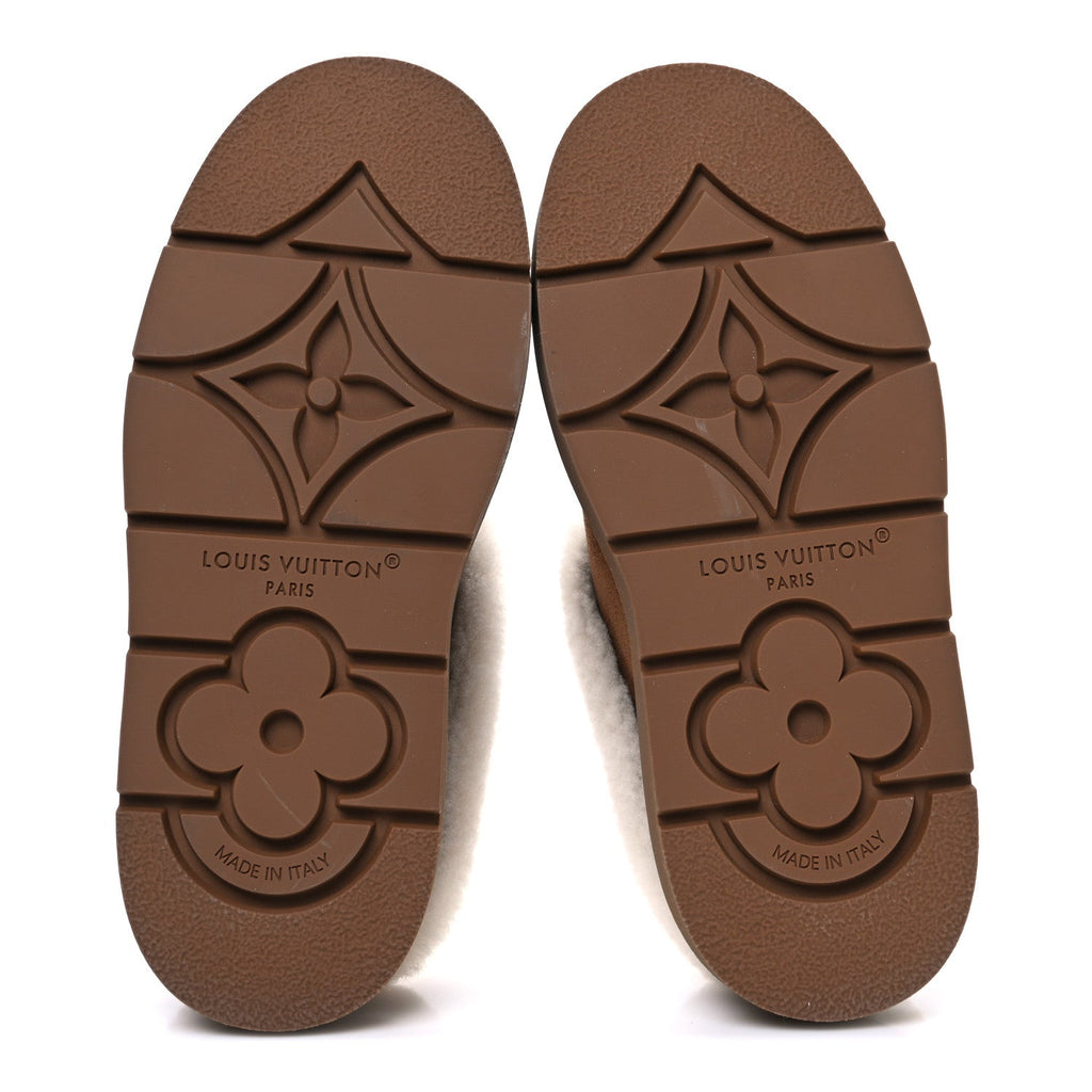 Louis Vuitton Suede Calfskin Shearling Monogram Debossed Cortina Closed Mule 38 Light Beige