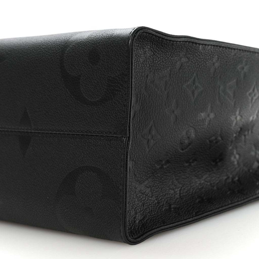 Louis Vuitton Empreinte Monogram Giant Onthego MM Black