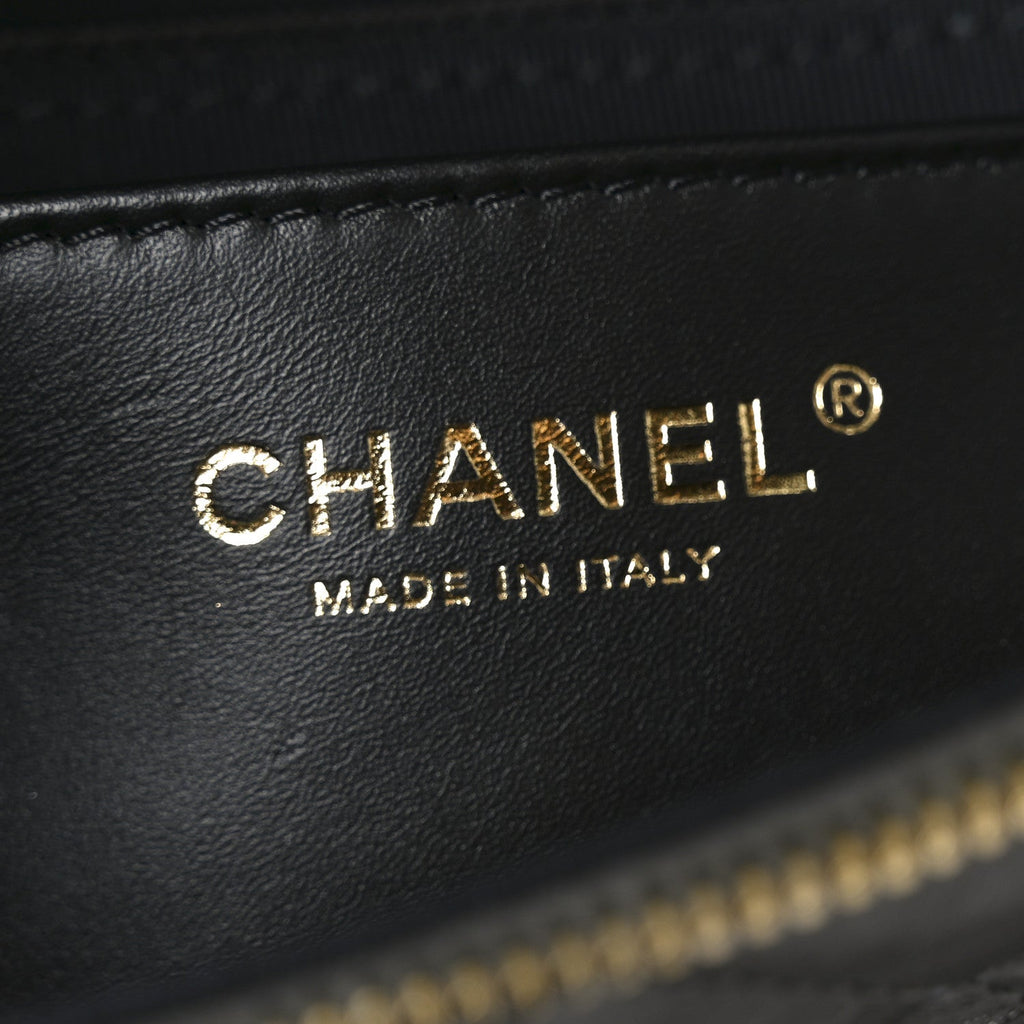 Chanel Metallic Calfskin Pearl Quilted CC Belt Bag Ruthenium