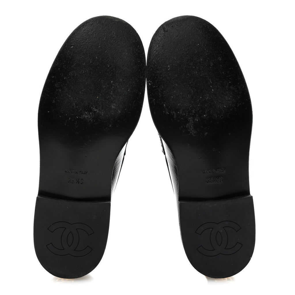 Calfskin Enamel Charms Mocassin Loafers 35.5 Black