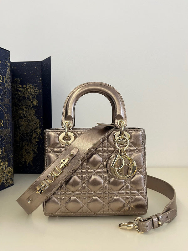 Dior Bags - 331