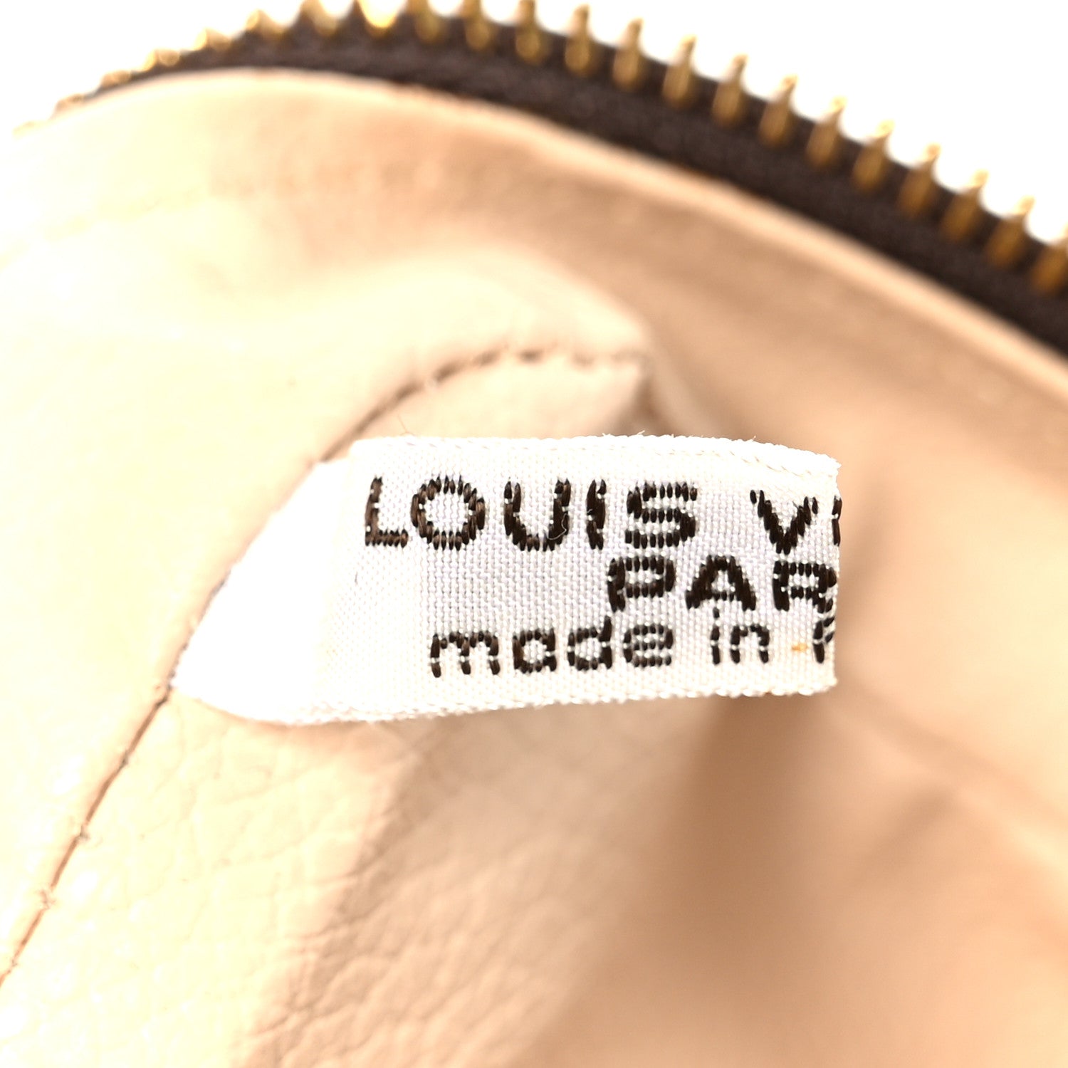 Louis Vuitton Monogram Trousse Toilette 23