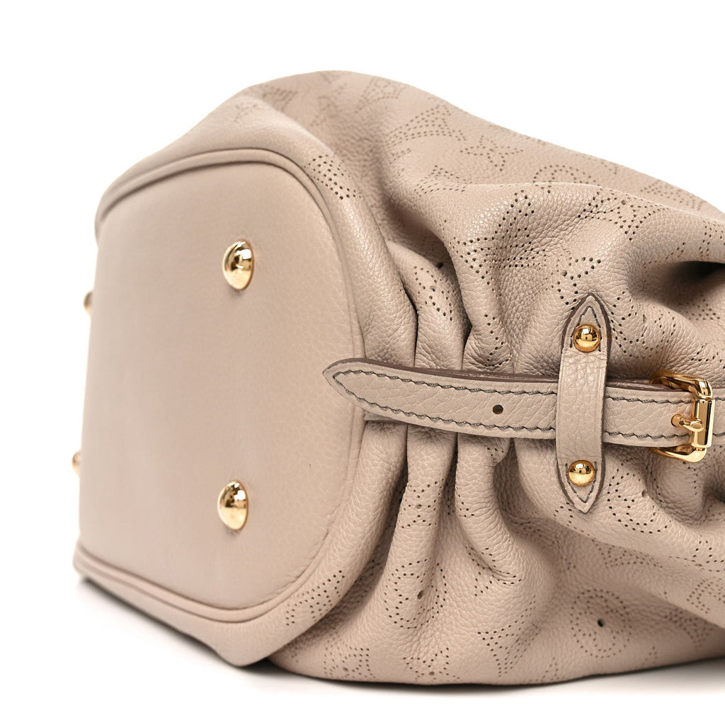 Louis Vuitton Mahina L Taupe