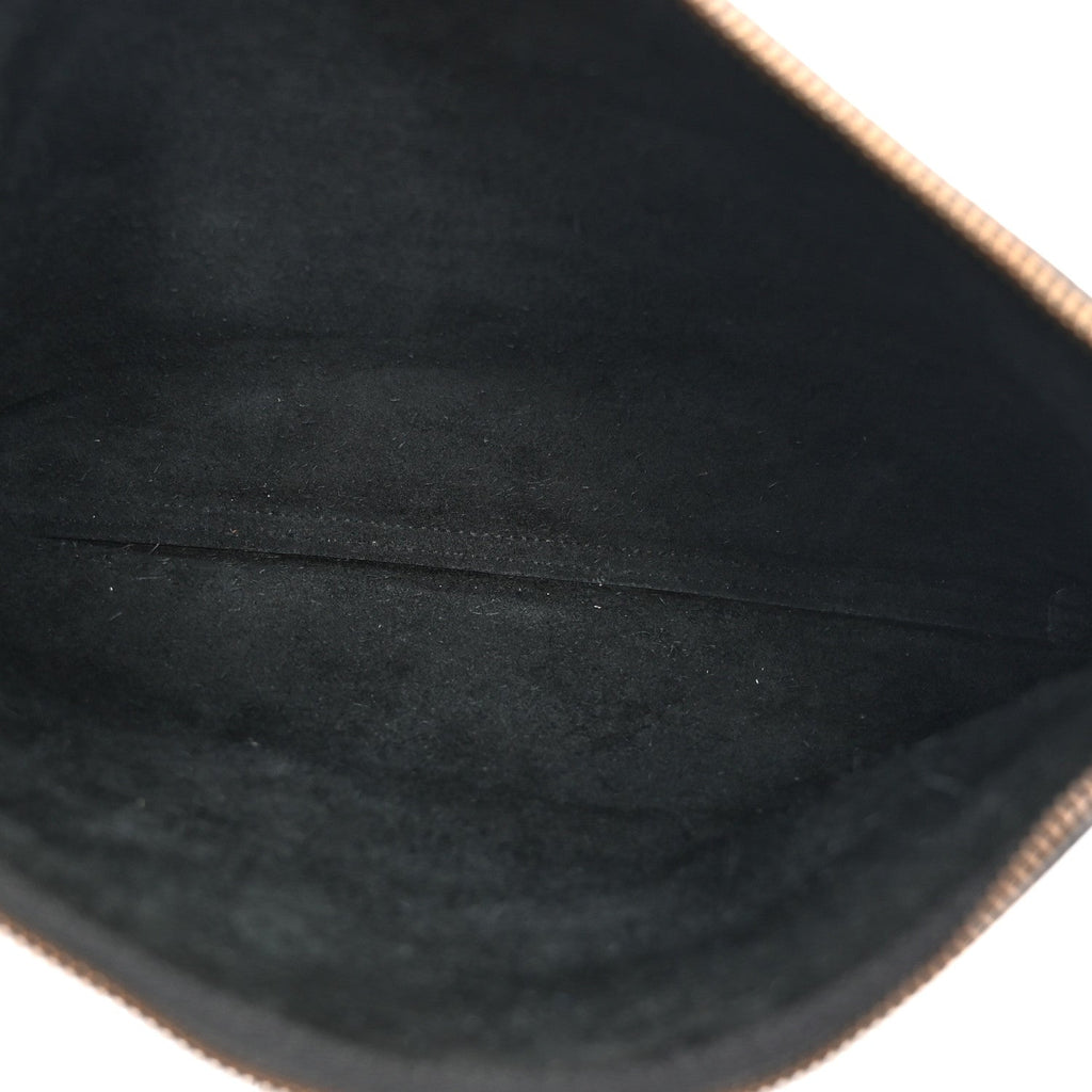 Gucci Pebbled Calfskin Medium Logo Portfolio Clutch Black