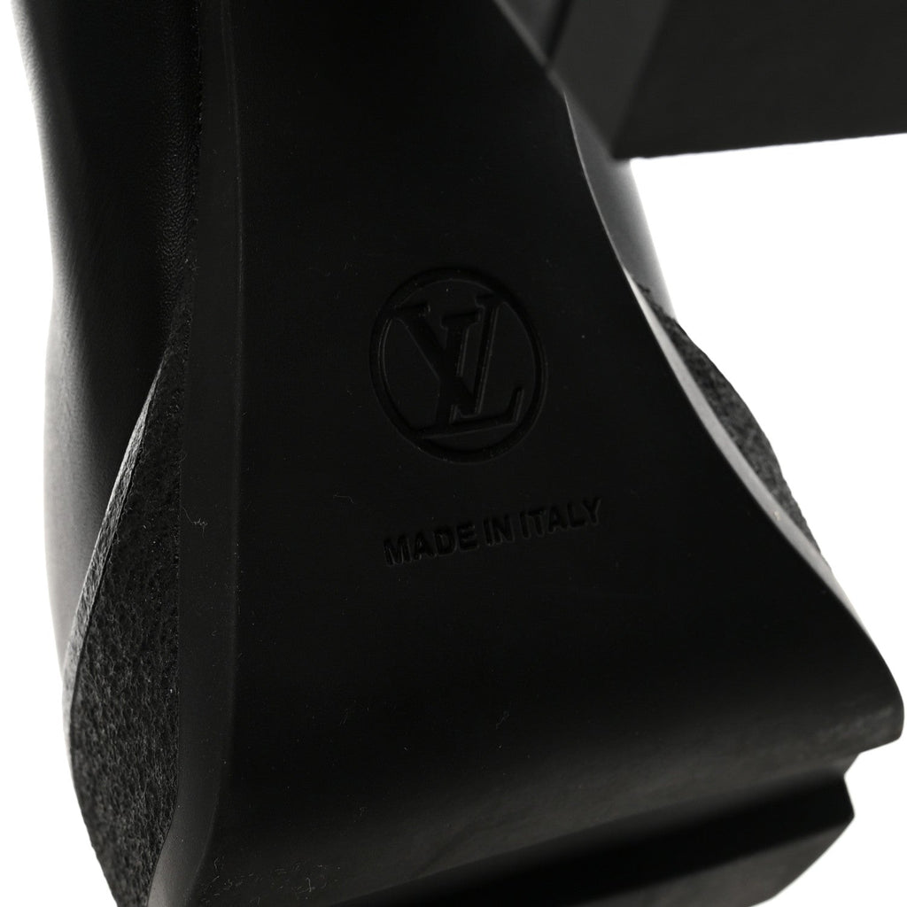 Louis Vuitton Calfskin Monogram LV Beaubourg Platform Ankle Boots 40 Black