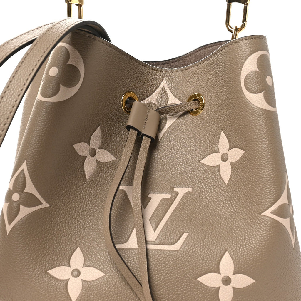 Louis Vuitton Empreinte Monogram Giant Neonoe MM Tourterelle Creme