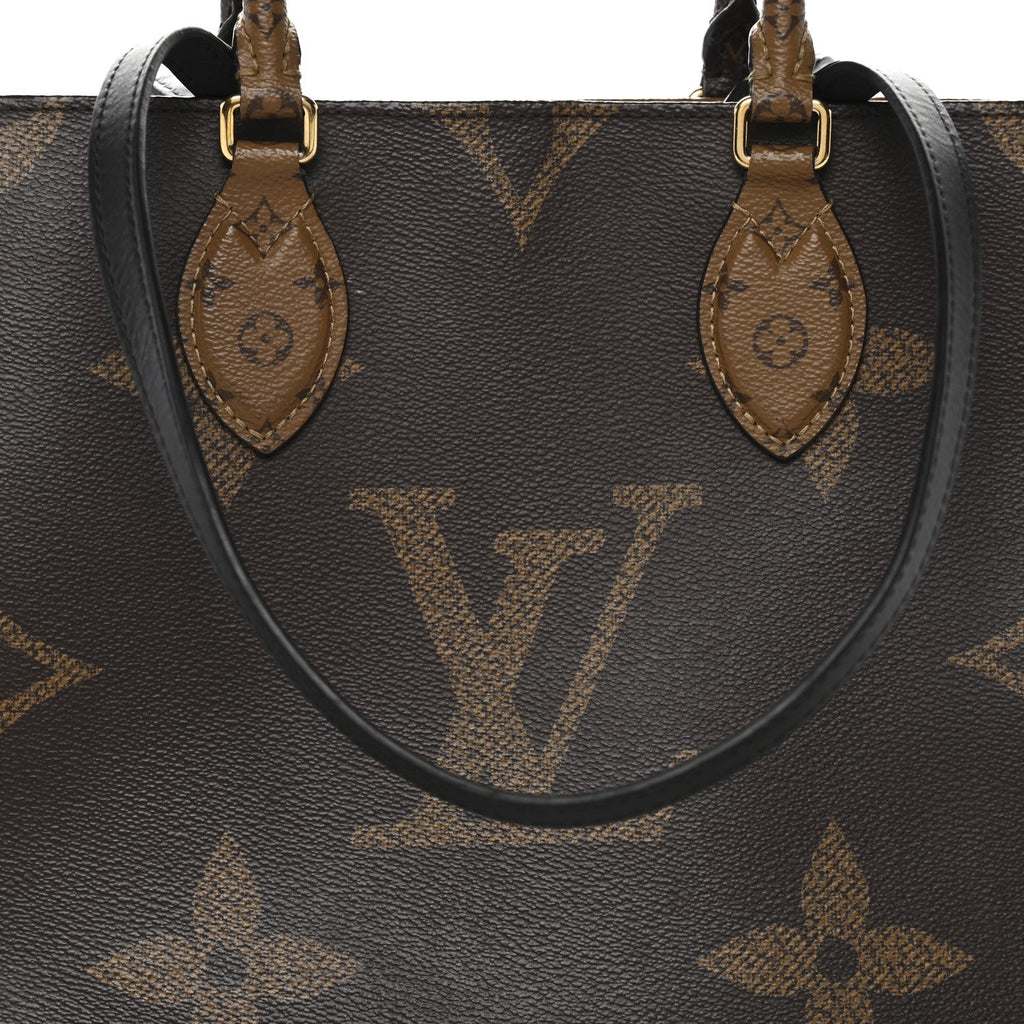 Louis Vuitton Reverse Monogram Giant Onthego MM