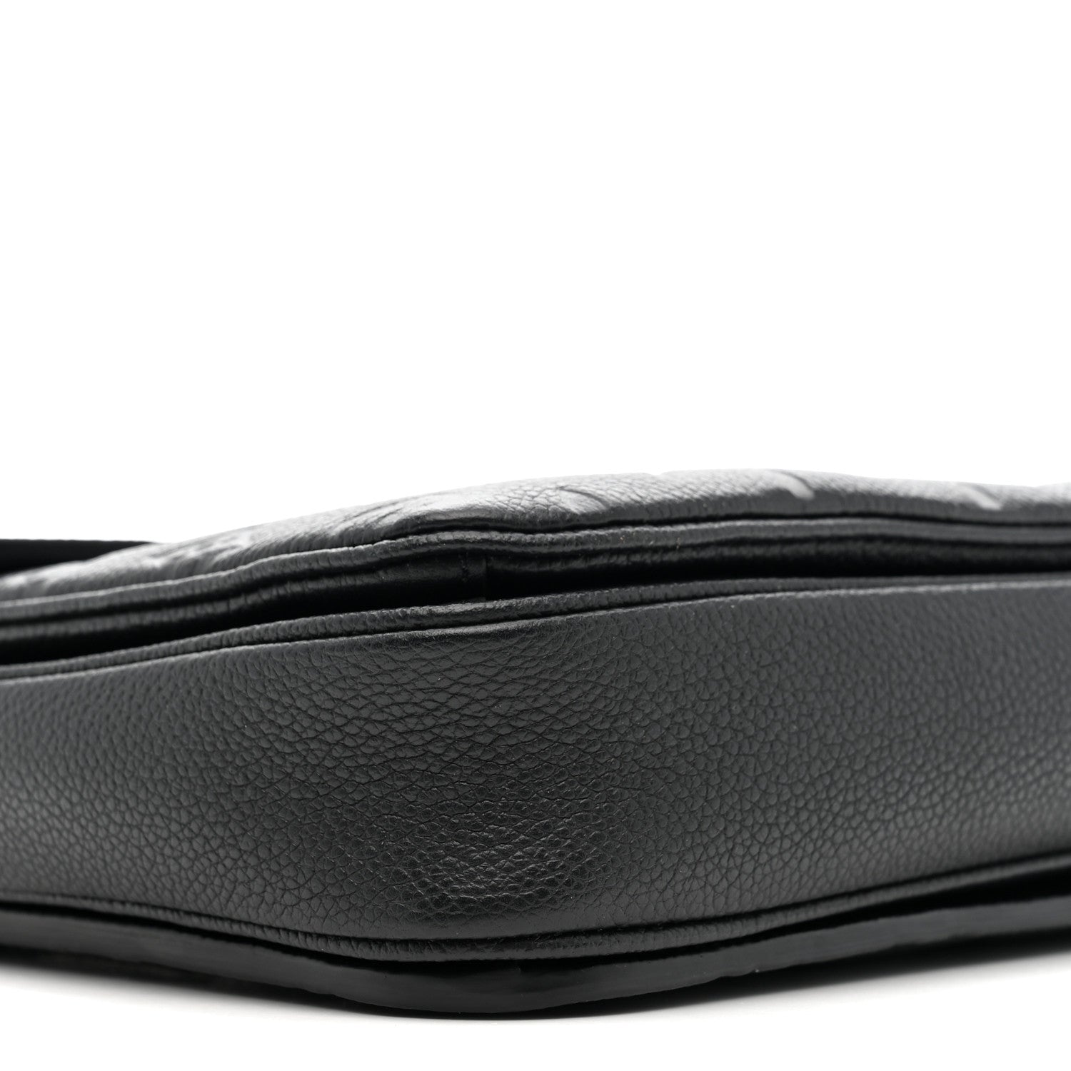 Louis Vuitton Empreinte Pochette Metis Black