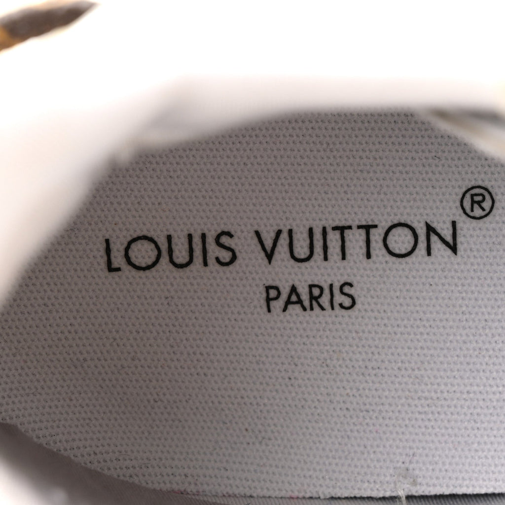 Louis Vuitton Monogram Calfskin Run 55 Sneakers 40 White