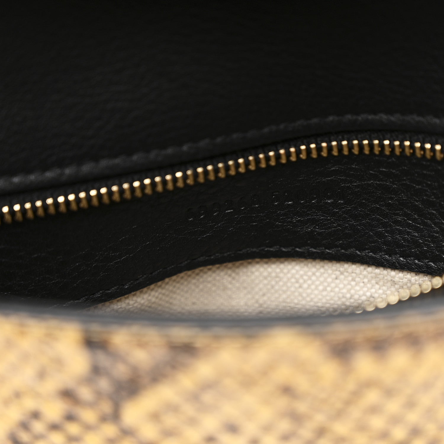 Gucci Roxy Snakeskin Blondie Chain Shoulder Flap Bag Roccia