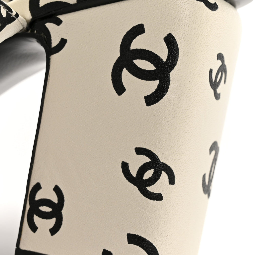 Printed Lambskin CC Sandals 41 White Black
