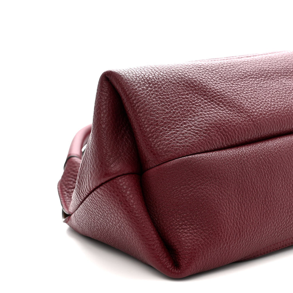 Gucci Grained Calfskin Softbit Medium Shoulder Bag Rosso Ancora