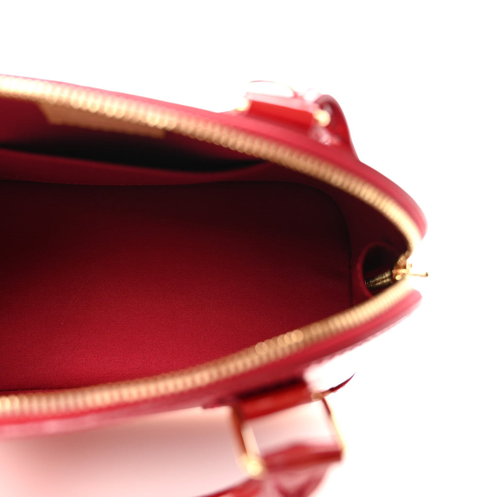 Louis Vuitton Vernis Alma BB Pomme D'Amour