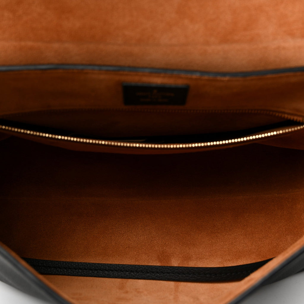 Louis Vuitton Grained Calfskin Low Key Messenger Black