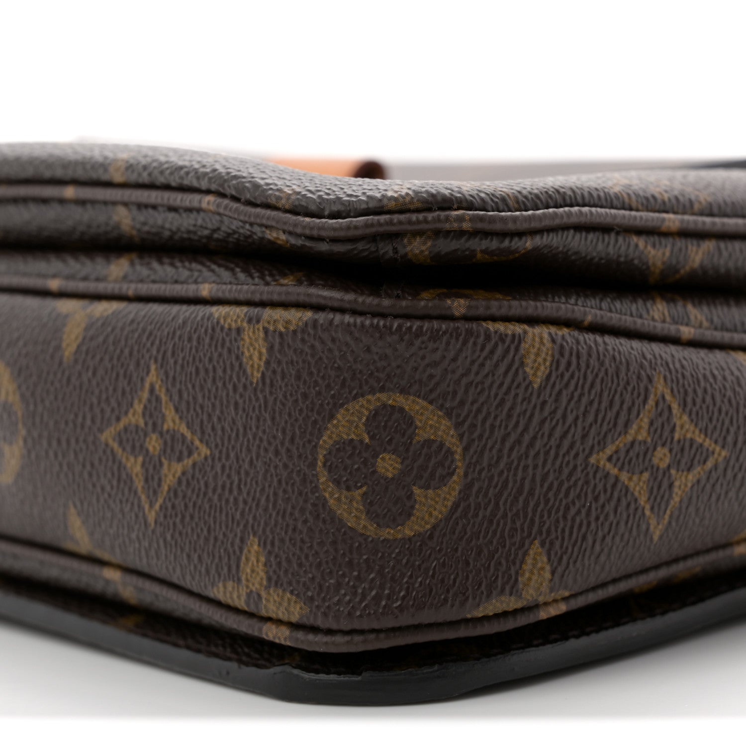Louis Vuitton Monogram Pochette Metis