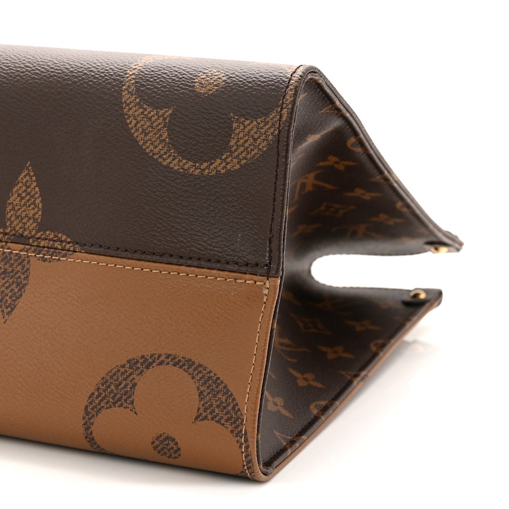 Louis Vuitton Reverse Monogram Giant Onthego MM