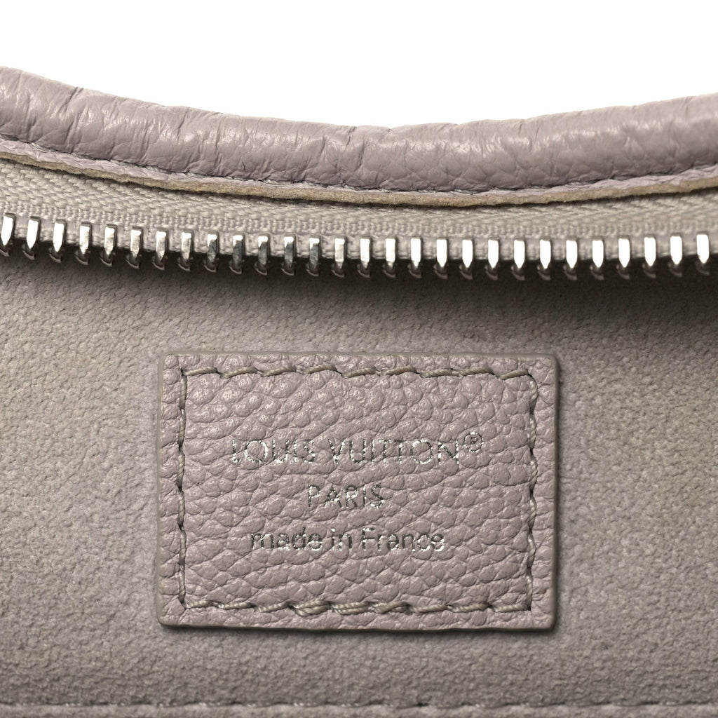 Louis Vuitton Empreinte Carryall PM Brume