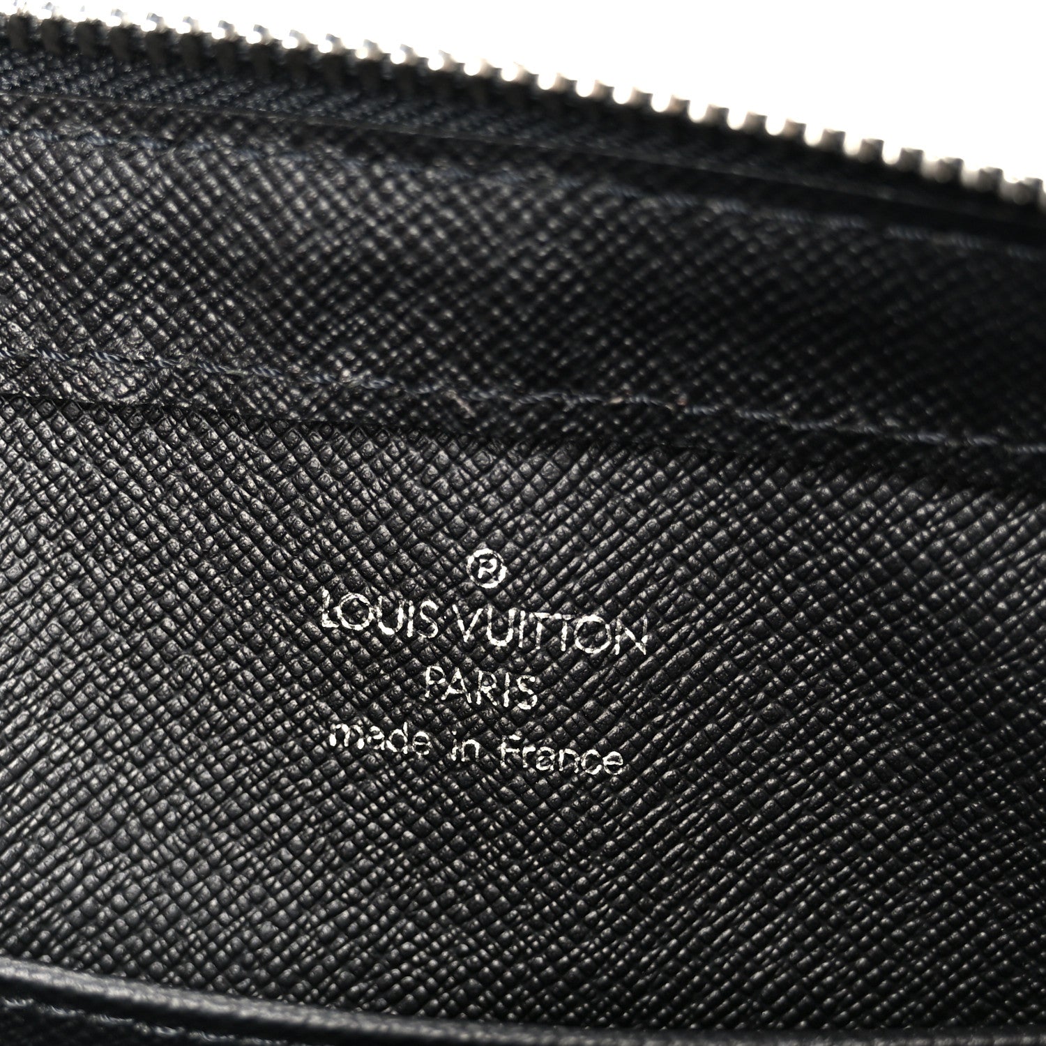 Louis Vuitton Taiga Baikal Pochette Ardoise
