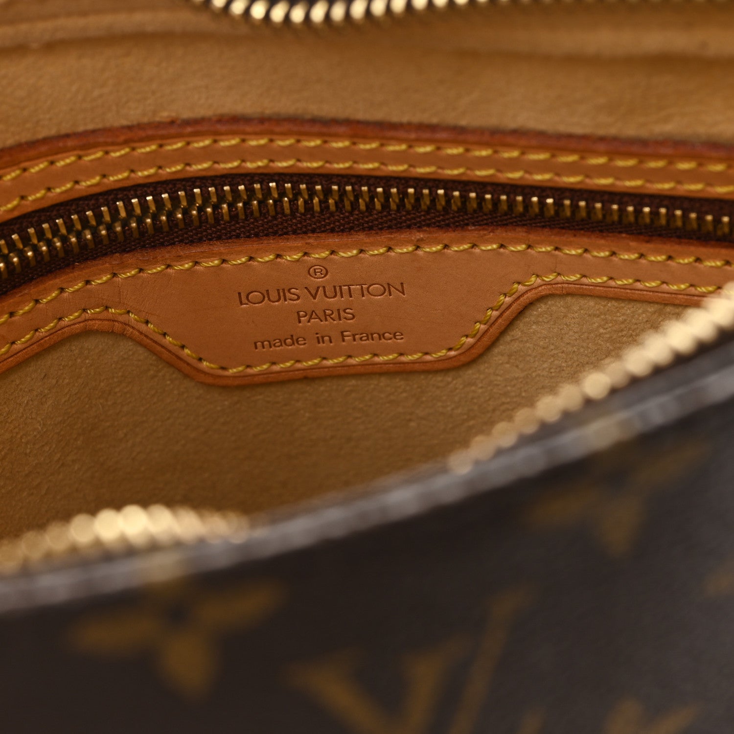 Louis Vuitton Monogram Looping MM