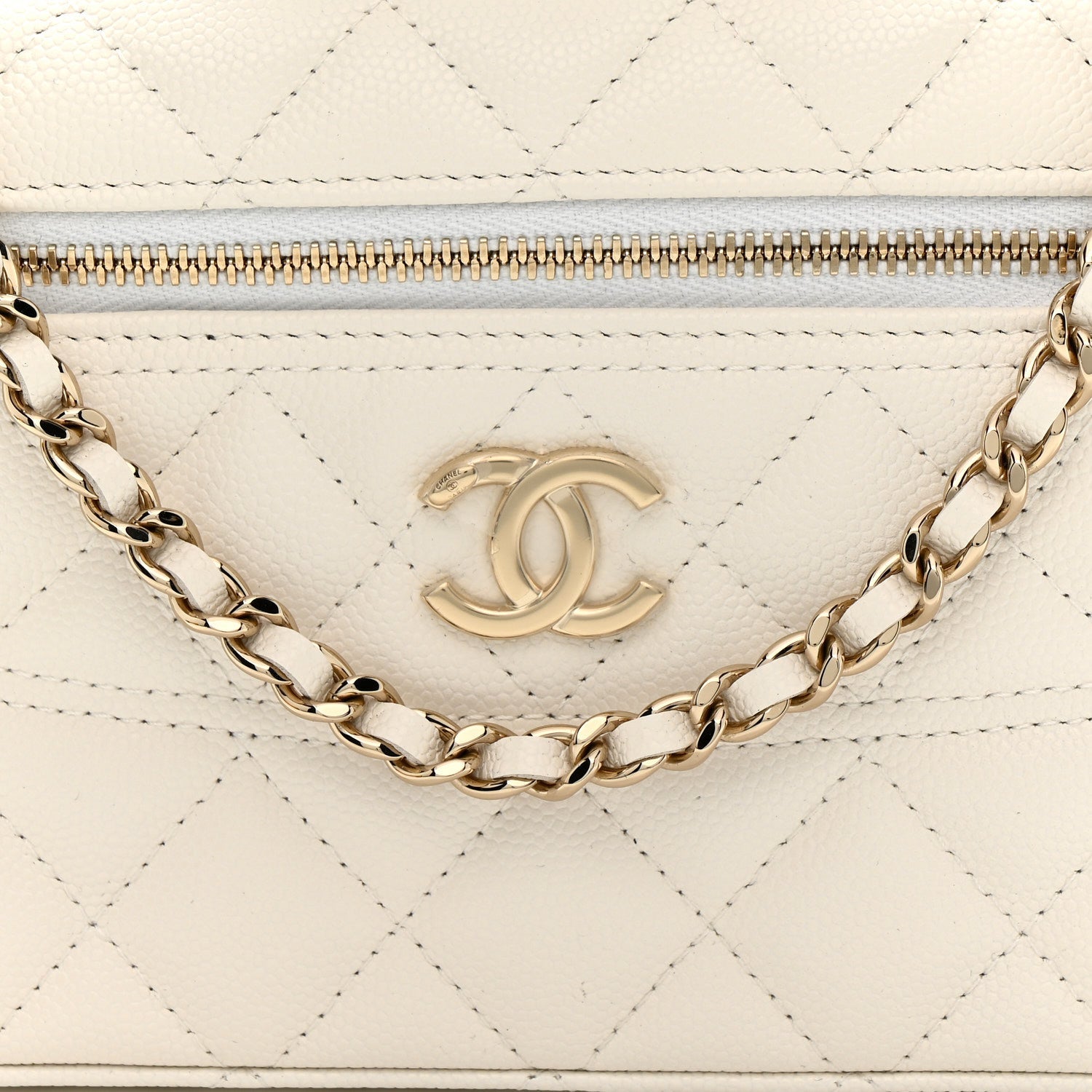 Caviar Quilted Trendy Handle Slim Vanity Ecru
