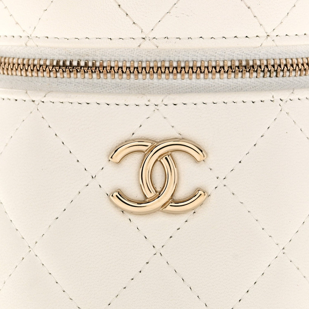 Chanel Lambskin Quilted Ruched Handle Vanity Case White