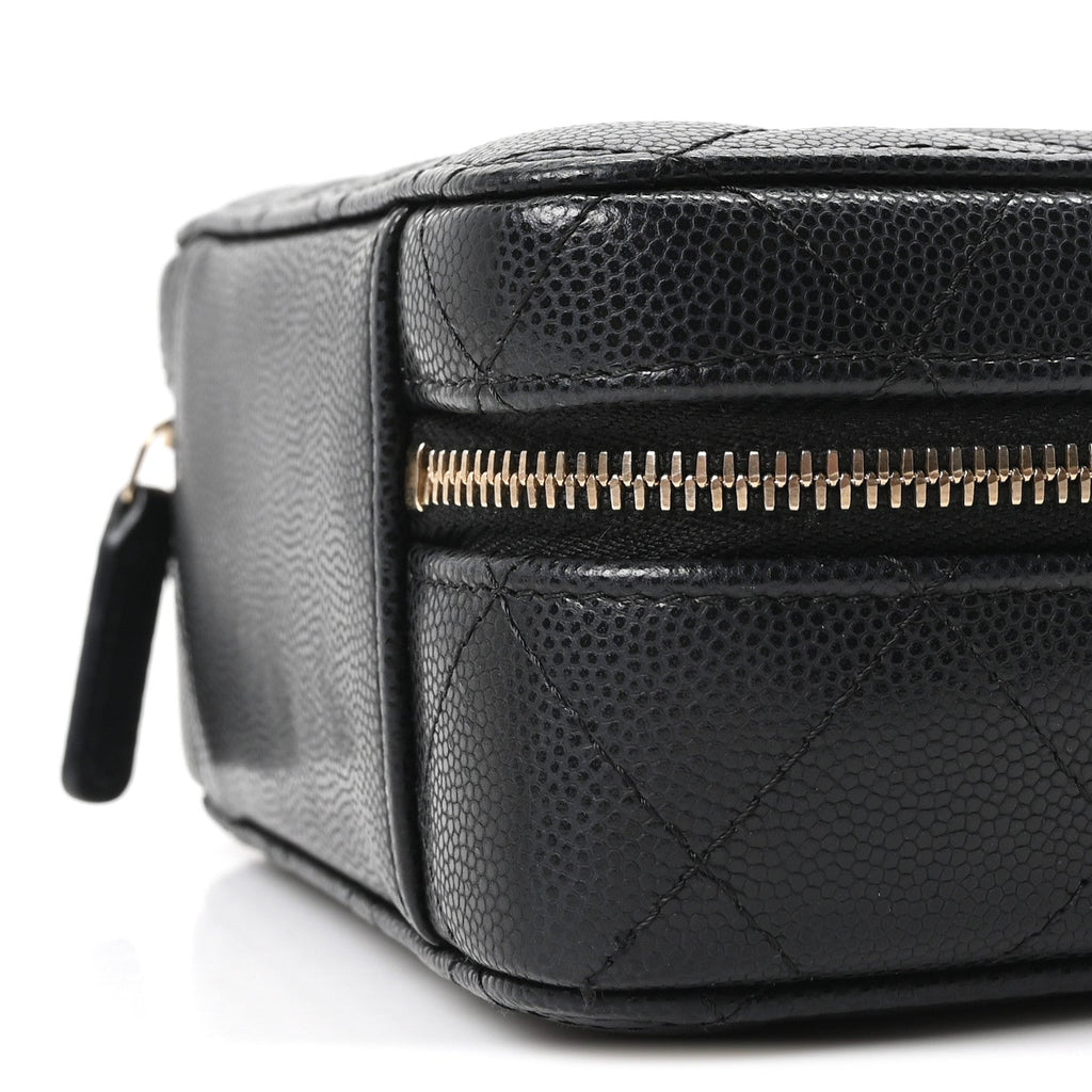 Chanel Caviar Quilted Twist Your Buttons Clutch With Chain Black