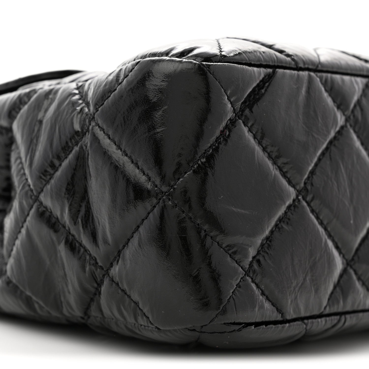 Chanel Shiny Crumpled Calfskin Quilted Large Wavy CC Hobo Black