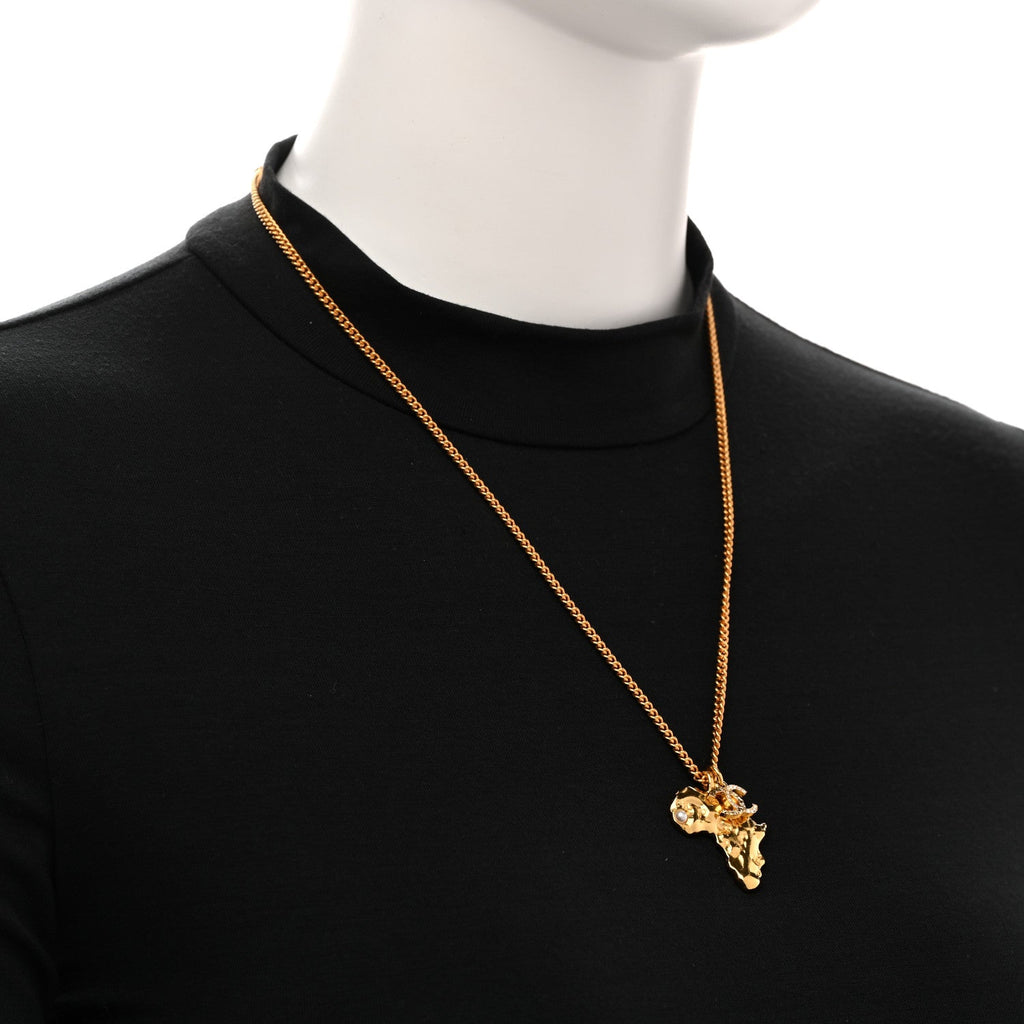 Crystal Pearl CC Africa Pendant Necklace Gold White