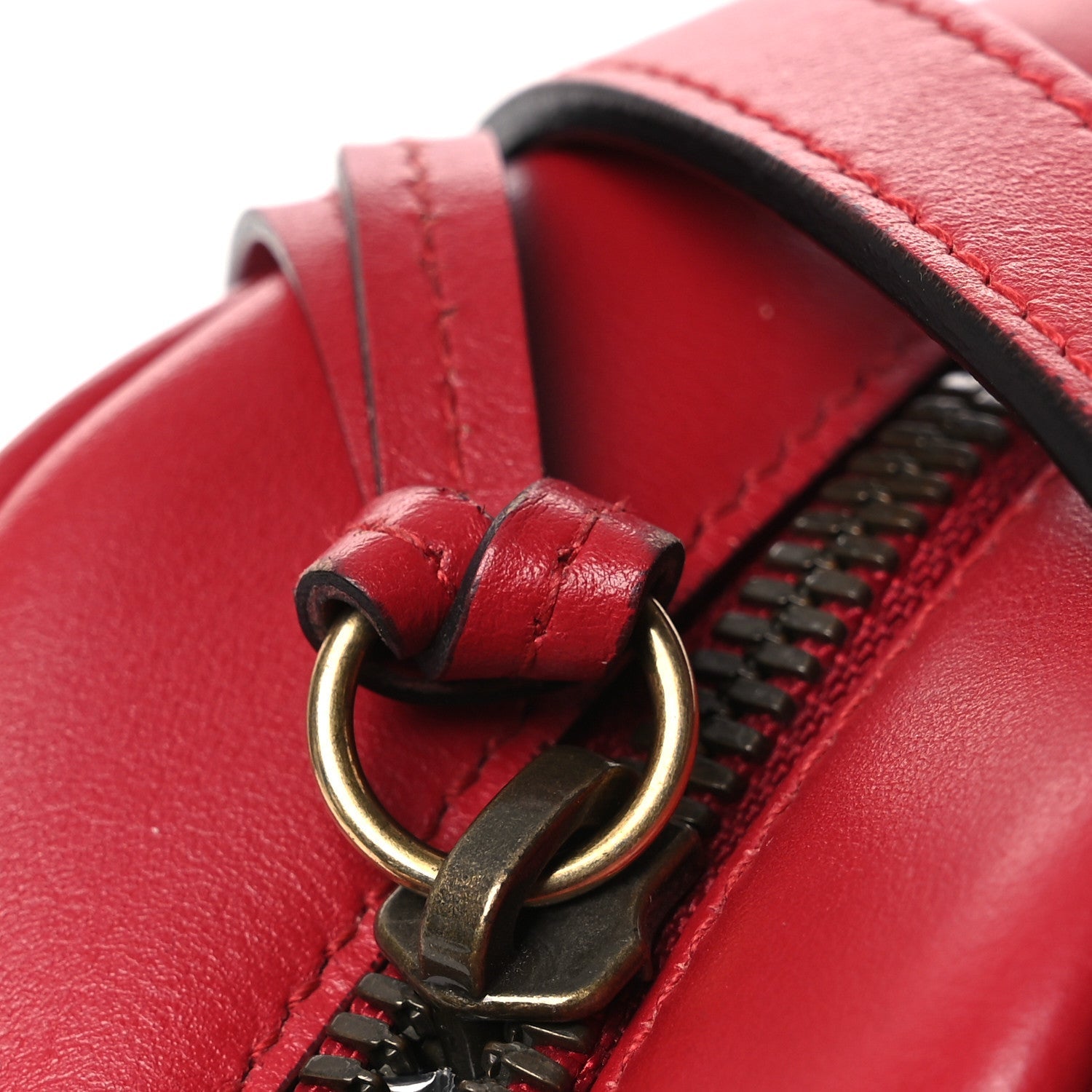 Gucci Calfskin Matelasse Small GG Marmont Chain Shoulder Bag Hibiscus Red