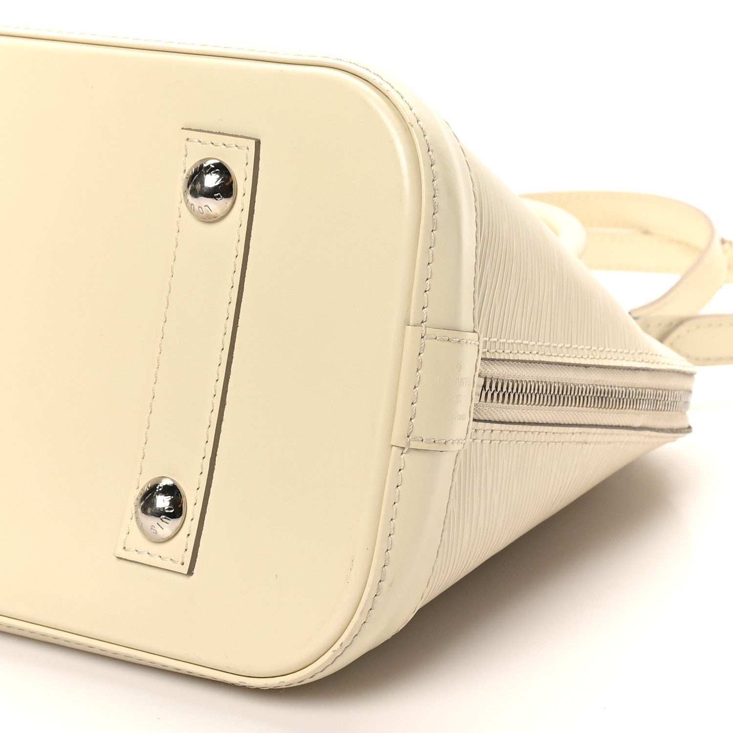 Louis Vuitton Epi Alma PM Ivory