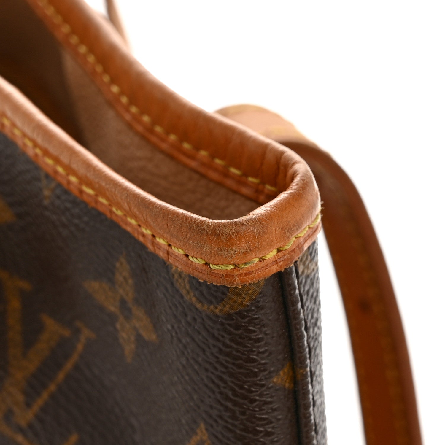Louis Vuitton Monogram Petit Bucket 23