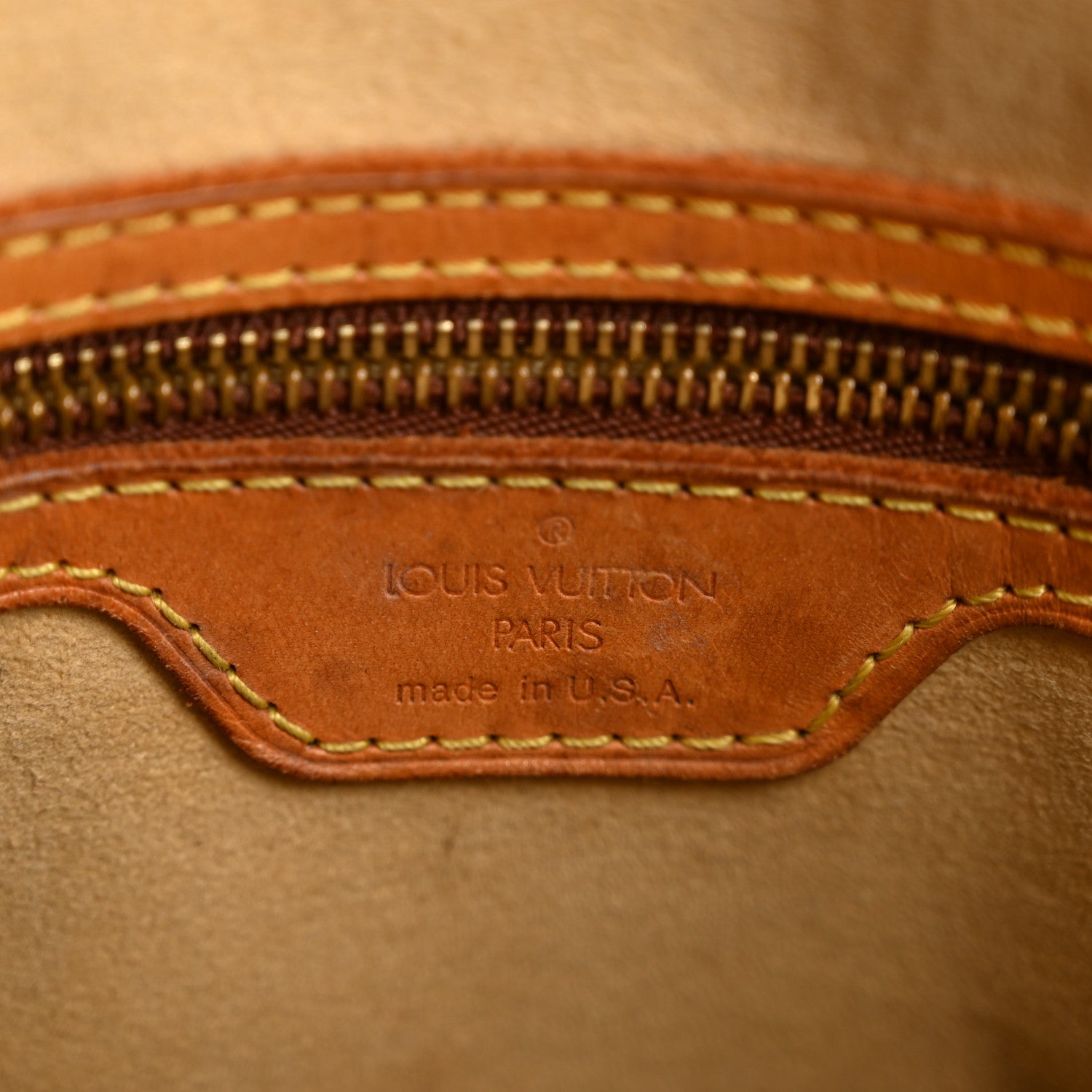 Louis Vuitton Monogram Looping GM