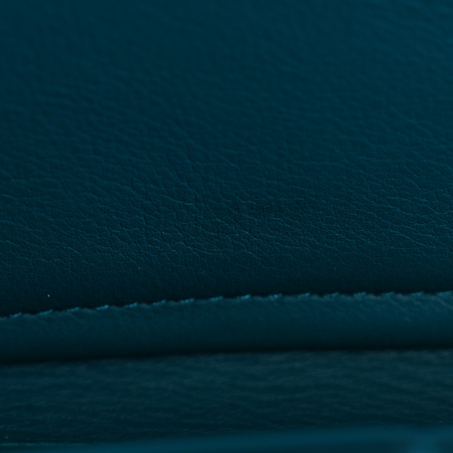Gucci Microguccissima Zip Around Wallet Deep Cobalt