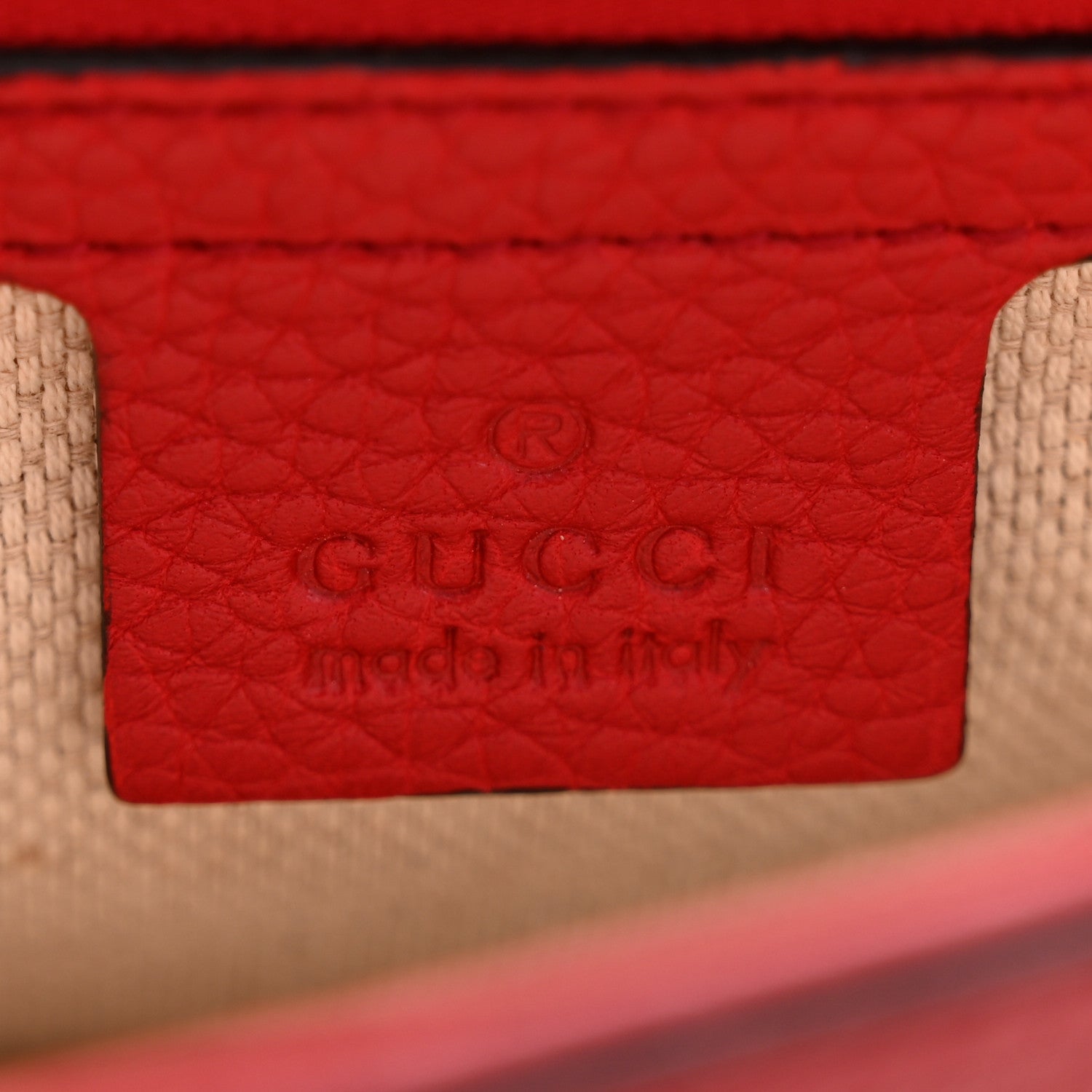 Gucci Pebbled Calfskin Medium Soho Flap Crossbody Tabasco Red