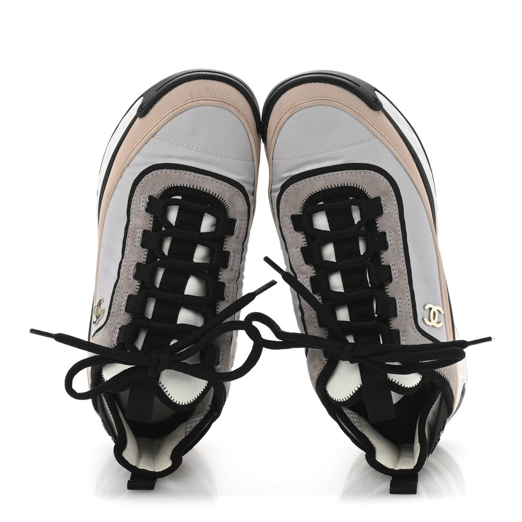 Chanel Suede Calfskin Mixed Fibers CC Sneakers 39 Pink Grey