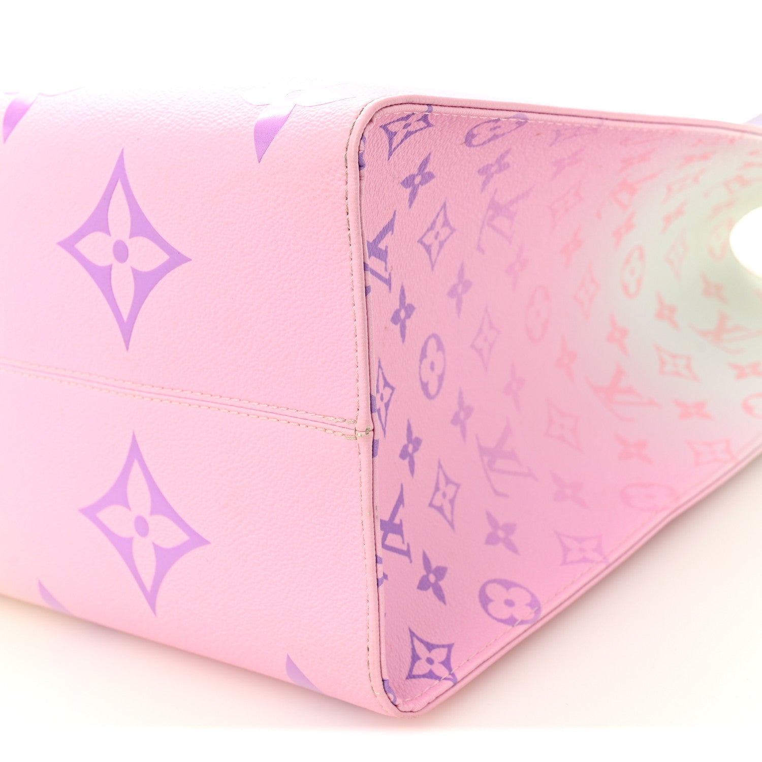 Louis Vuitton Monogram Giant Spring In The City Onthego GM Sunrise Pastel