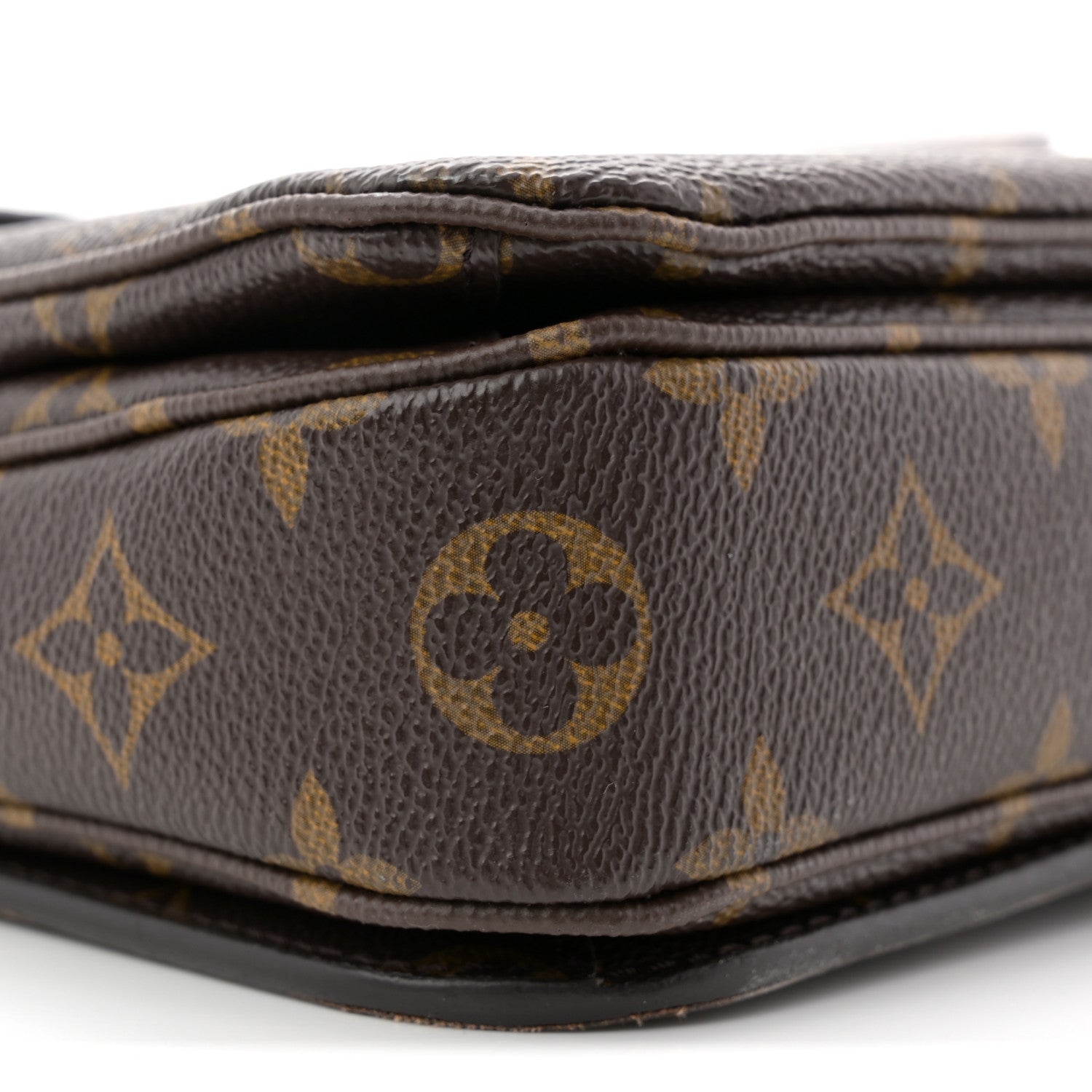 Louis Vuitton Monogram Pochette Metis