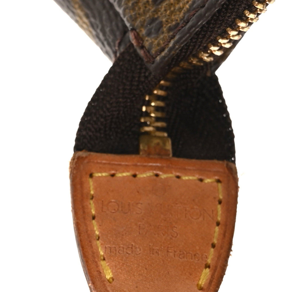 Louis Vuitton Monogram Pochette Accessories