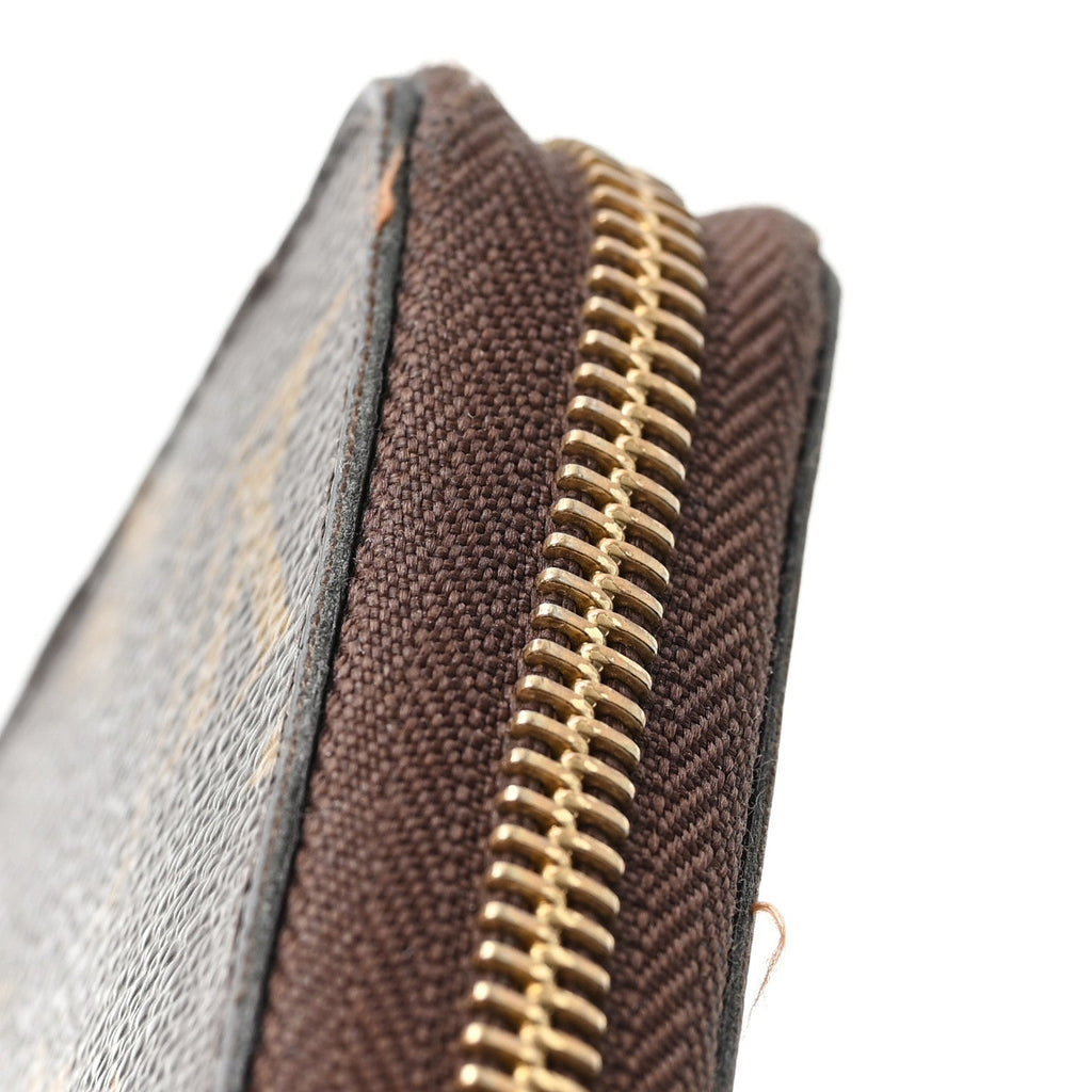 Louis Vuitton Monogram Zippy Wallet