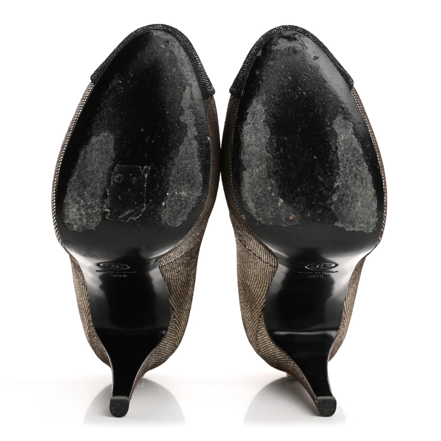 Chanel Textured Suede Cap Toe CC Pumps 38.5 Light Gold Black