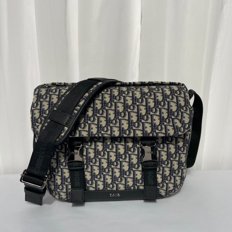 Dior Bags - 4696
