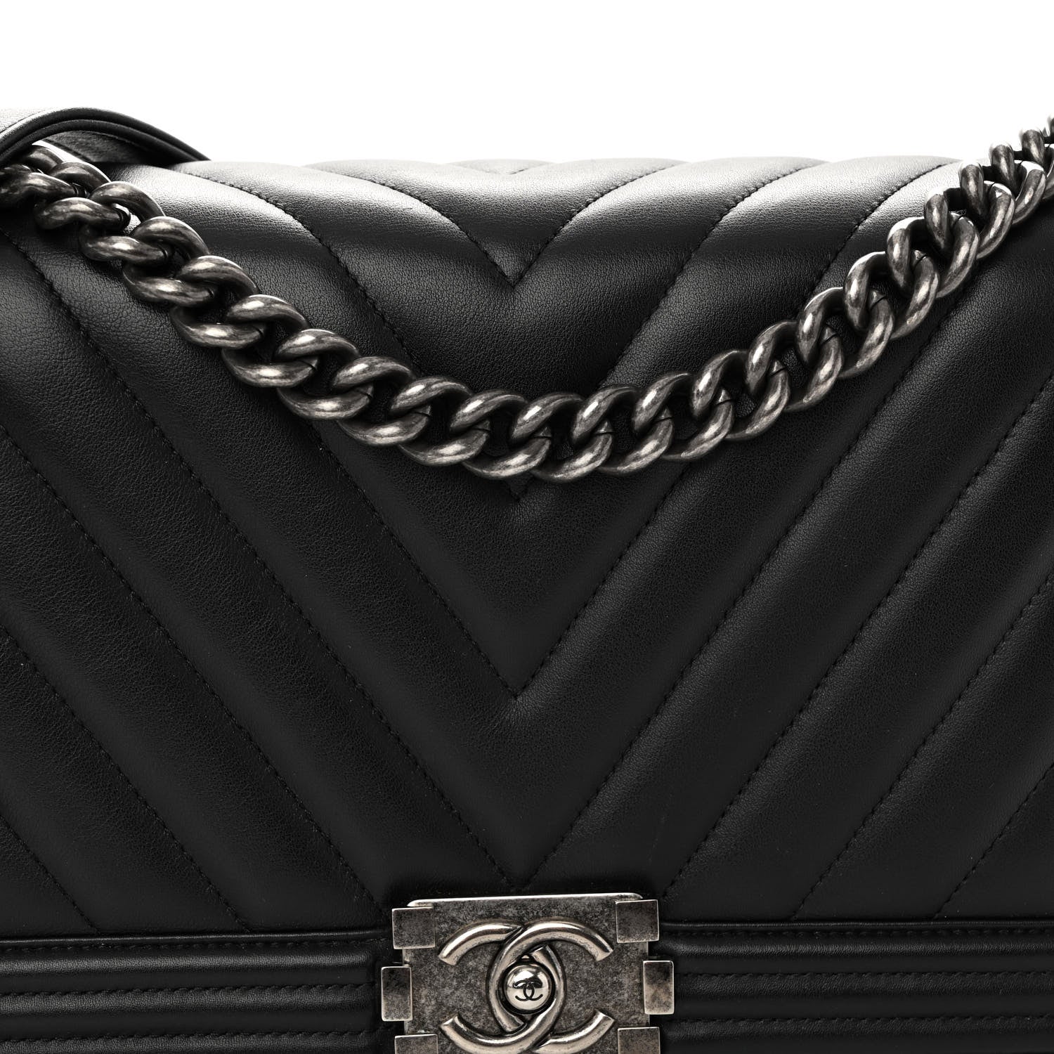 Chanel Calfskin Chevron Quilted New Medium Boy Flap Black