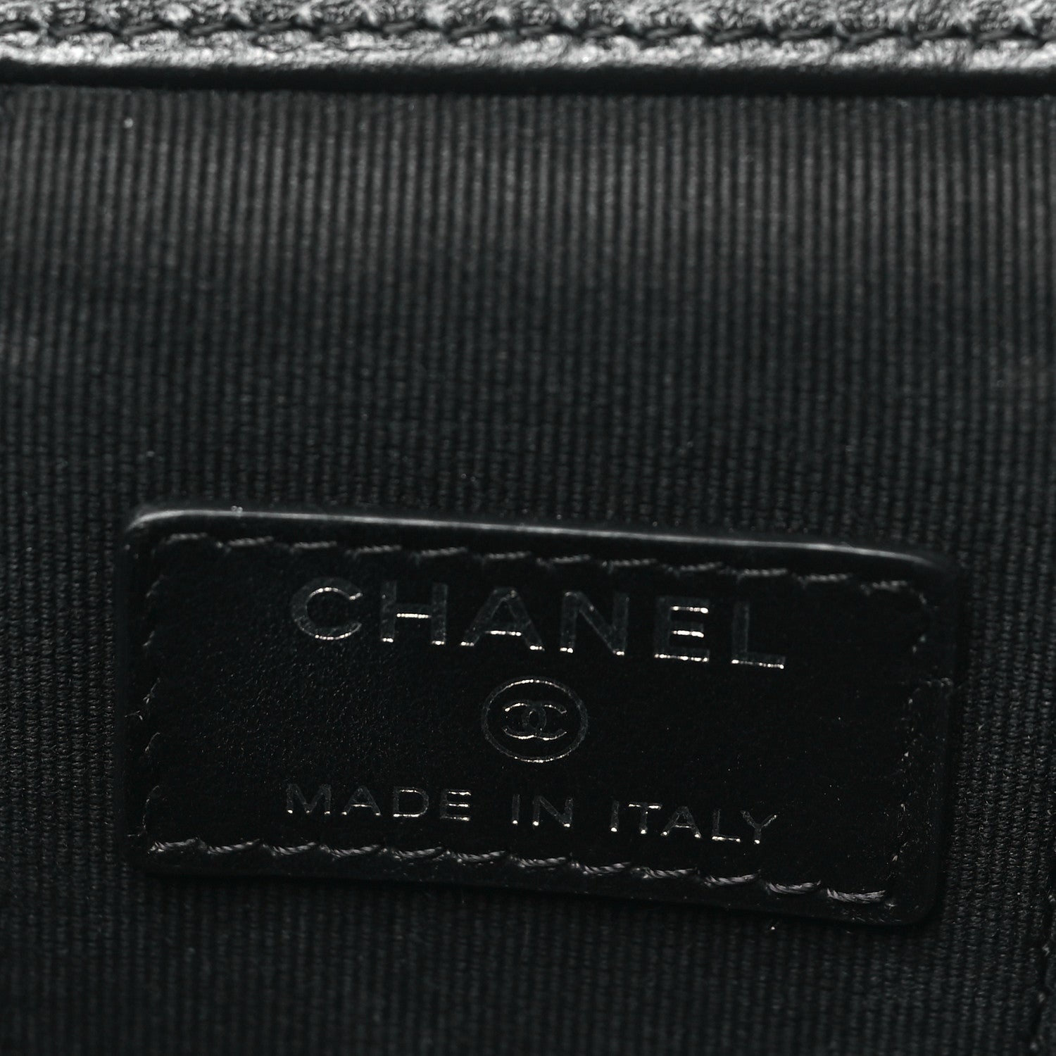 Chanel Caviar Quilted Mini Vanity Case With Chain Black