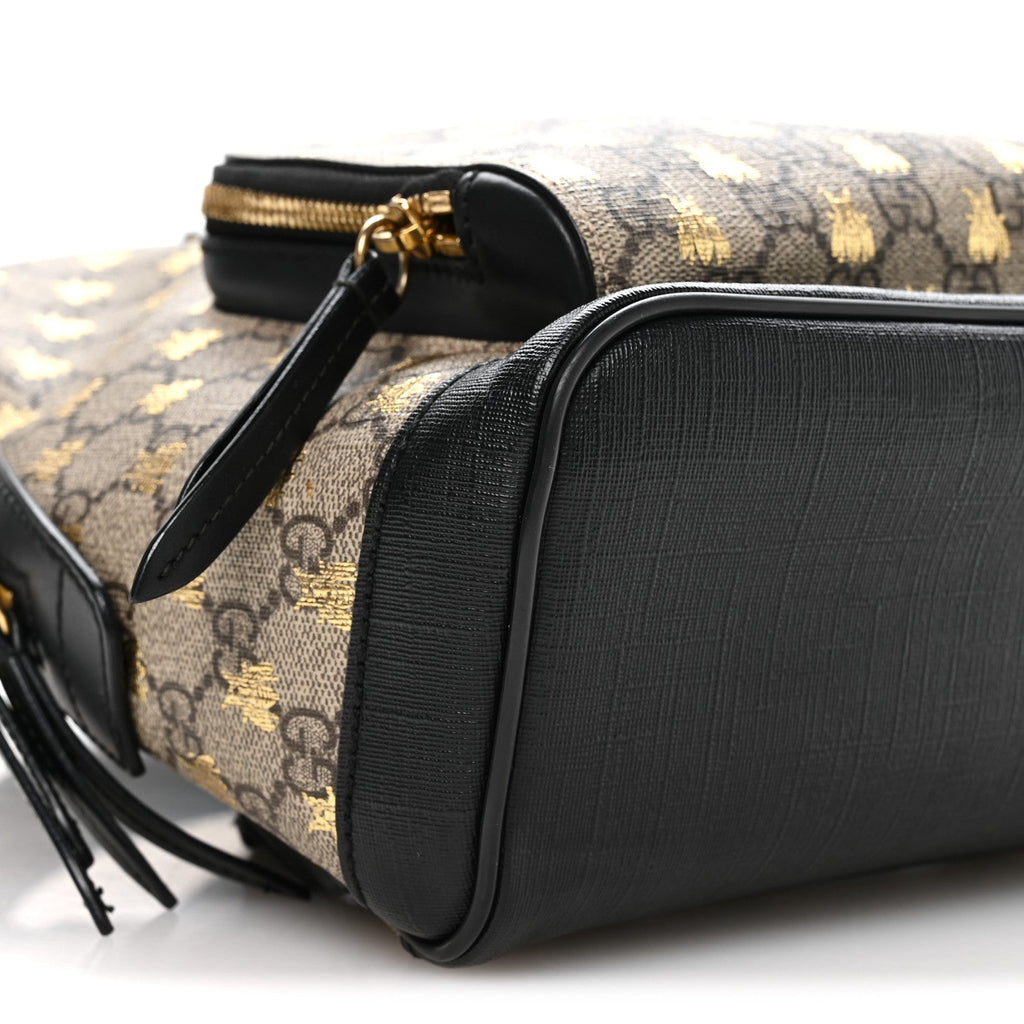 Gucci GG Supreme Monogram Bees Print Small Day Backpack Beige Oro Black