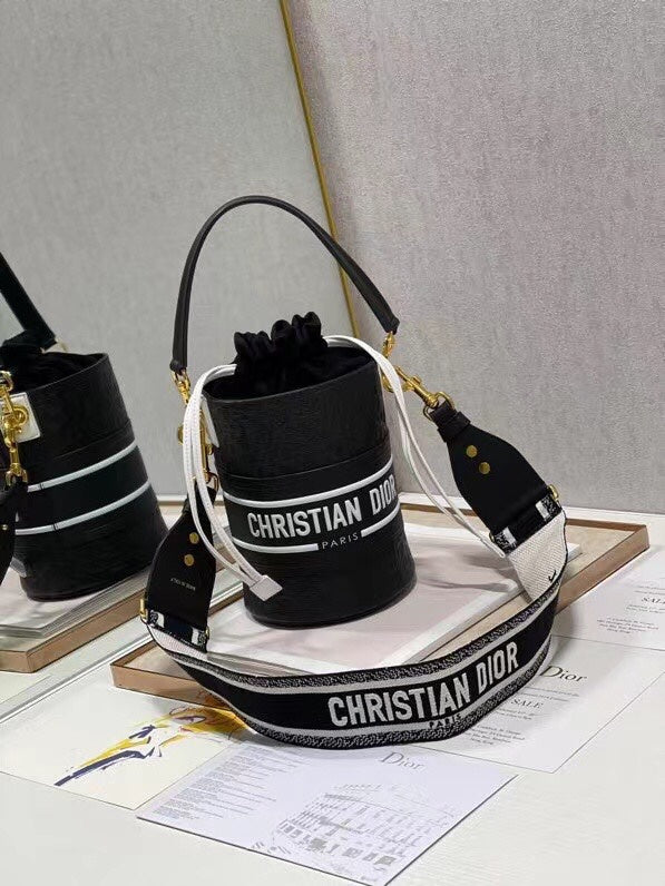 Dior Bags - 5639