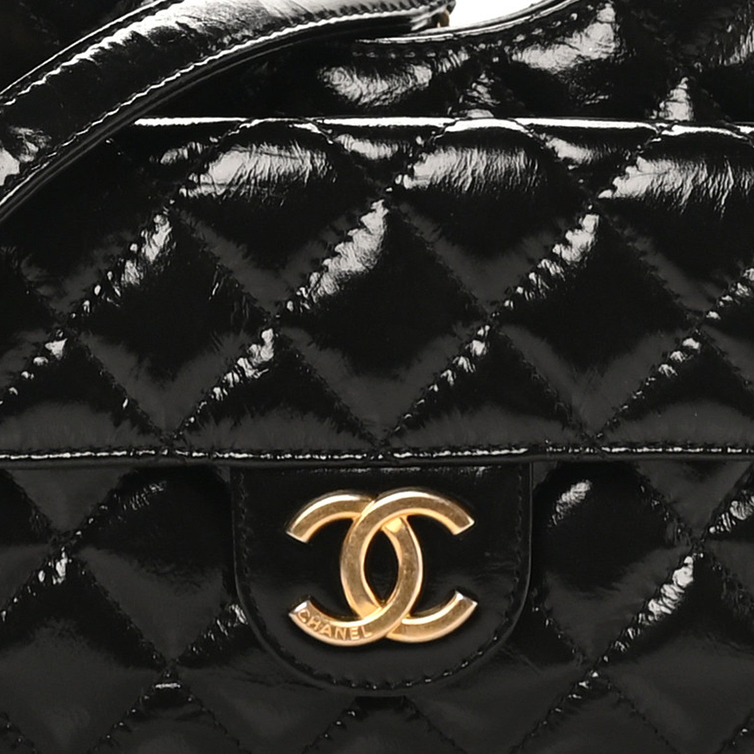 Chanel Shiny Crumpled Calfskin Quilted Small Wavy CC Hobo Black
