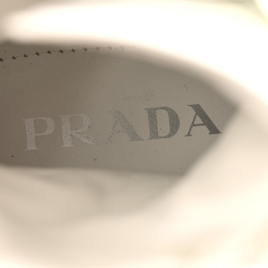 Prada Spazzolato Rois Re-Nylon Metal Triangle Logo Monolith Pouch Pocket 55mm Boots 40 White