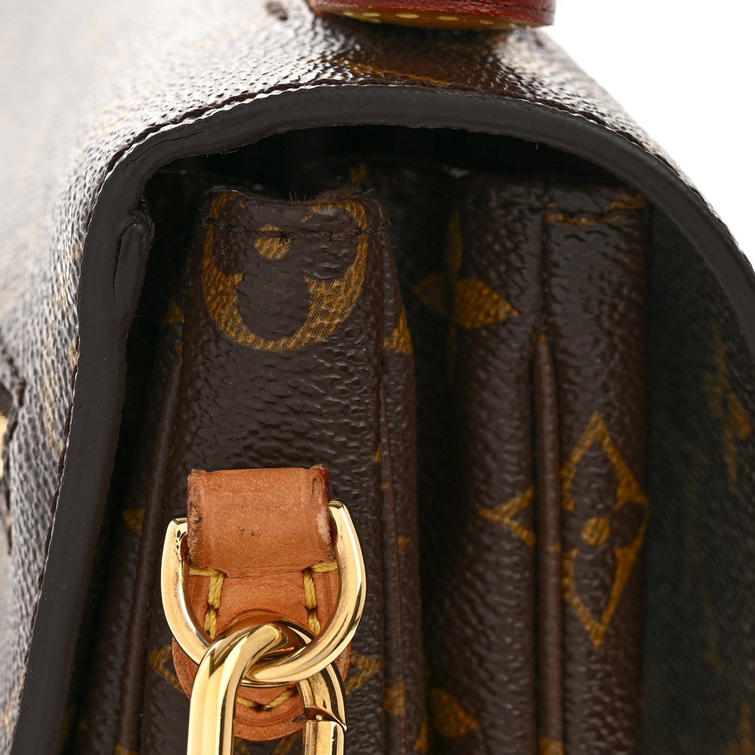 Louis Vuitton Monogram Pochette Metis