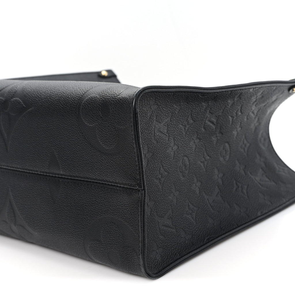 Louis Vuitton Empreinte Monogram Giant Onthego MM Black
