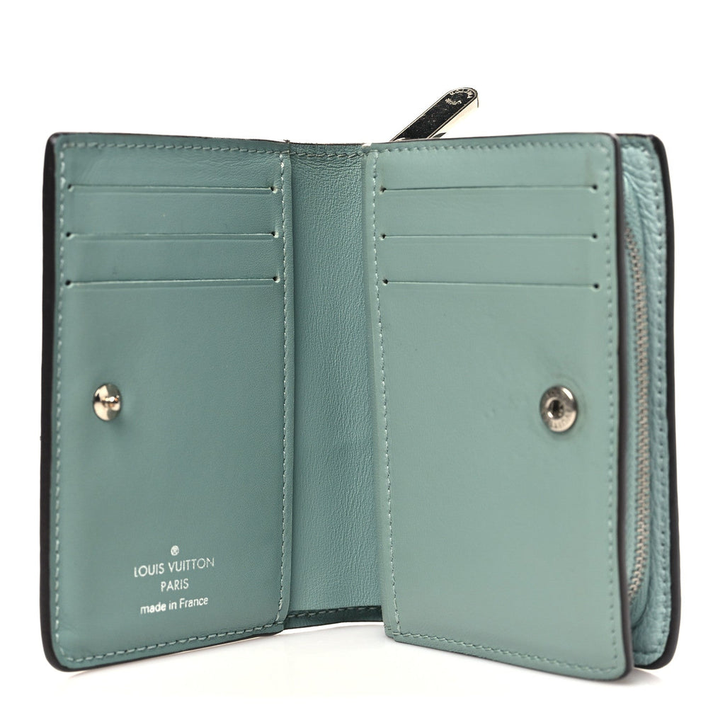 Louis Vuitton Mahina Clea Wallet Vert Lagon